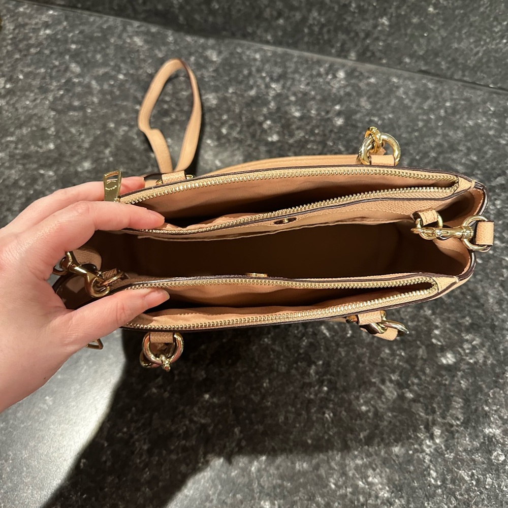 Coach Crossbody Purse - Picture 6 of 7